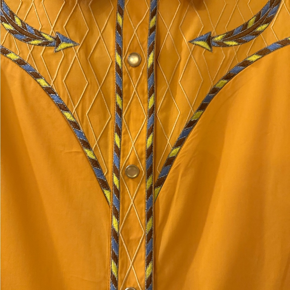 Bob Mackie Women’s Casual Yellow Button Down Shirt - Picture 3 of 6